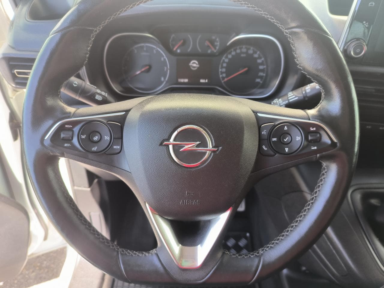 2022 Opel COMBO - 15