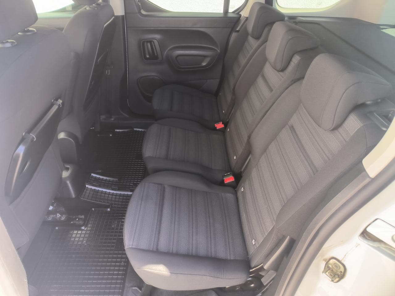 2022 Opel COMBO - 10