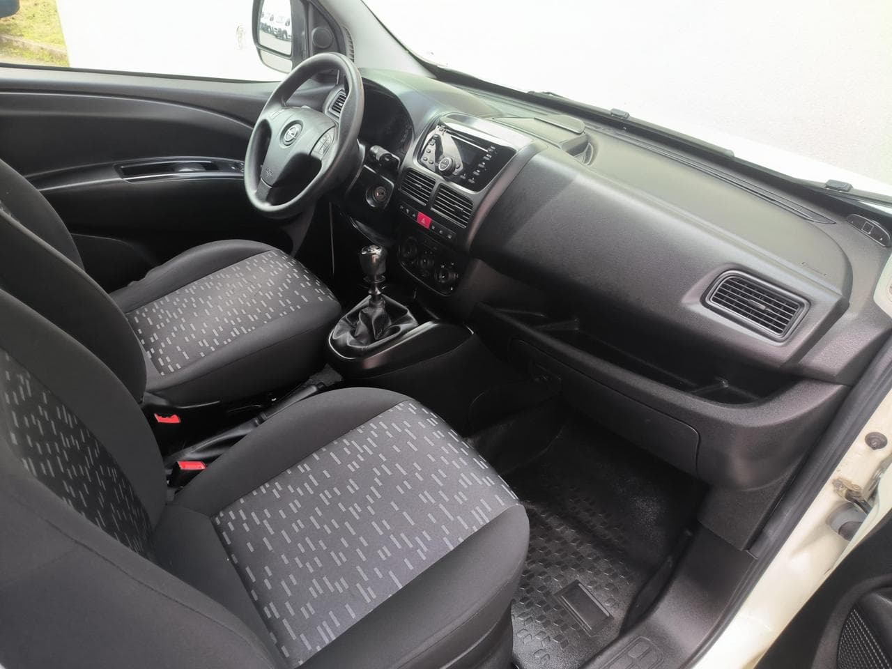 2016 Opel COMBO - 11