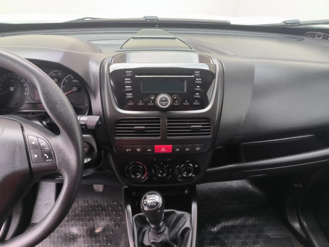 2016 Opel COMBO - 12