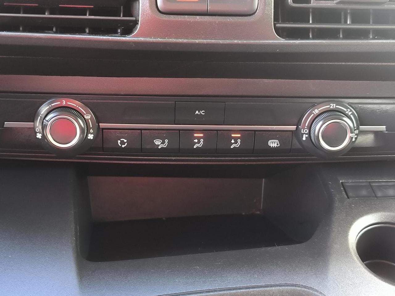 2022 Opel Combo - 16