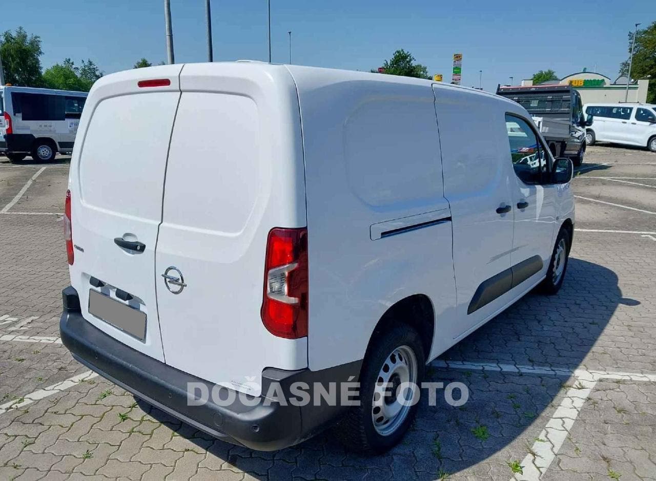 2021 Opel COMBO - 4