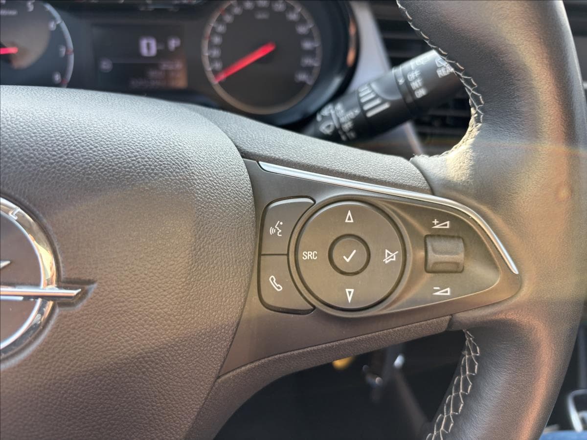 2022 Opel CROSSLAND - 19