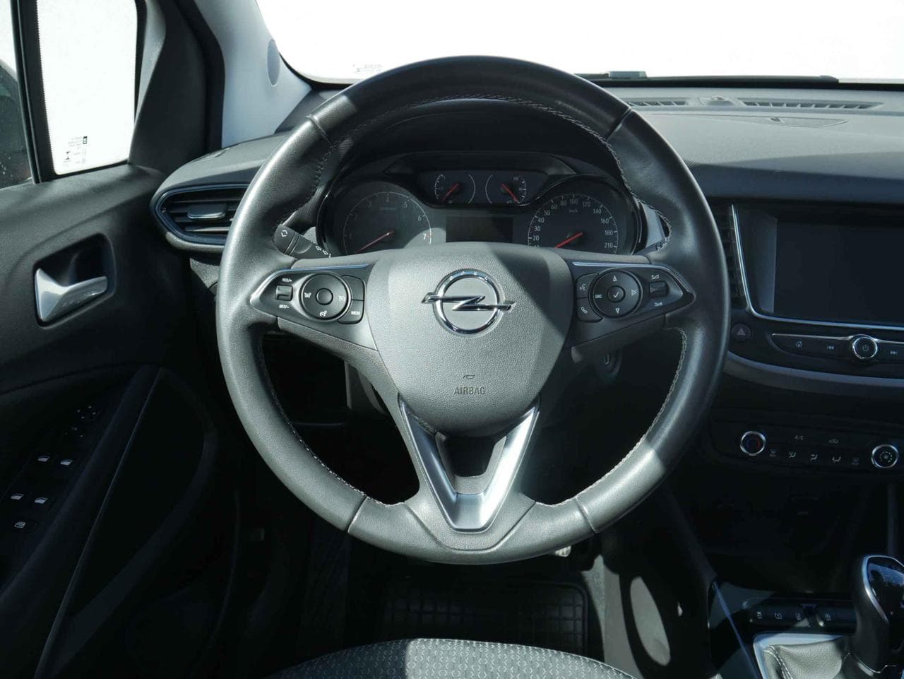 2022 Opel CROSSLAND - 24