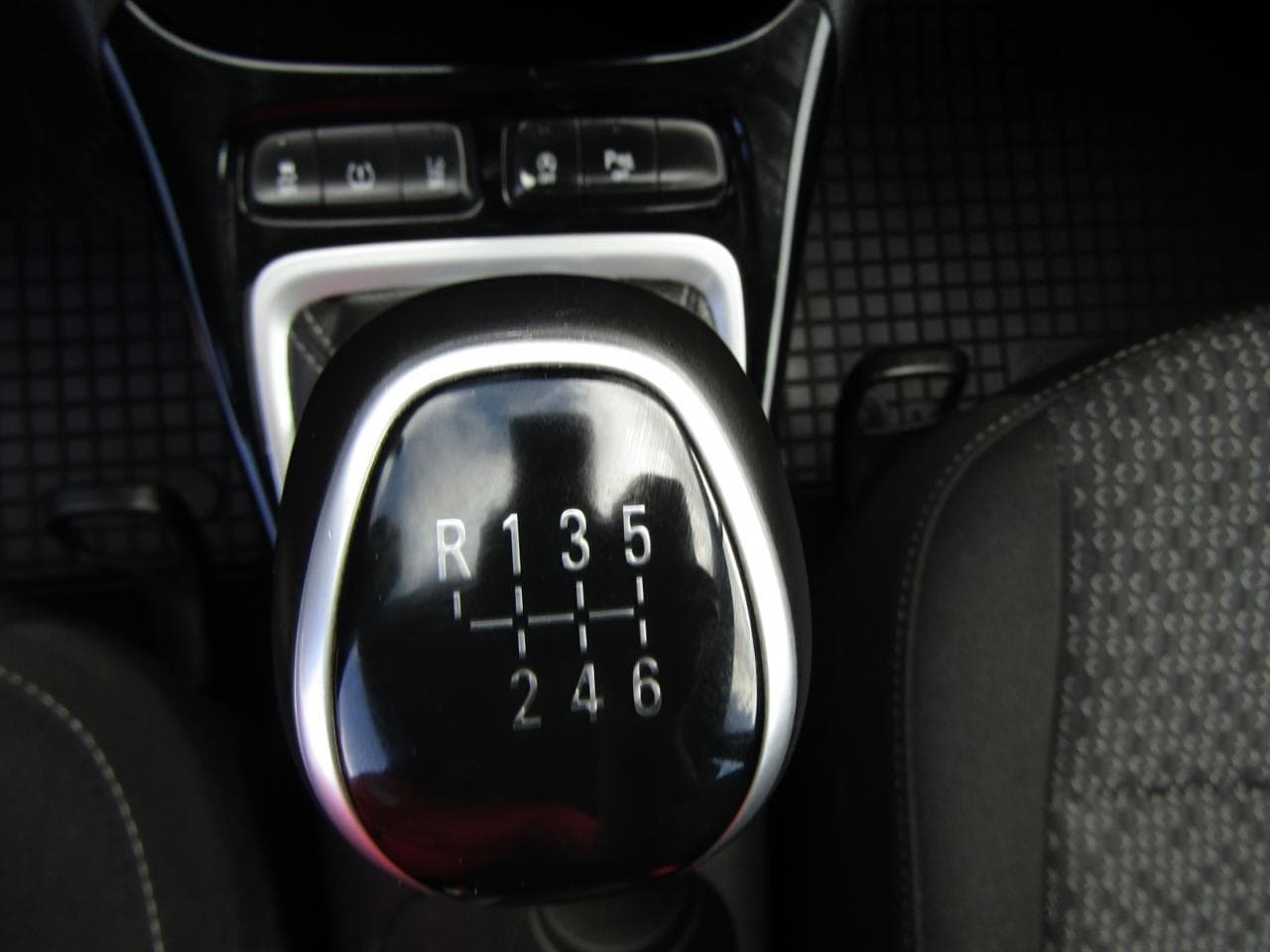 2021 Opel CROSSLAND - 36