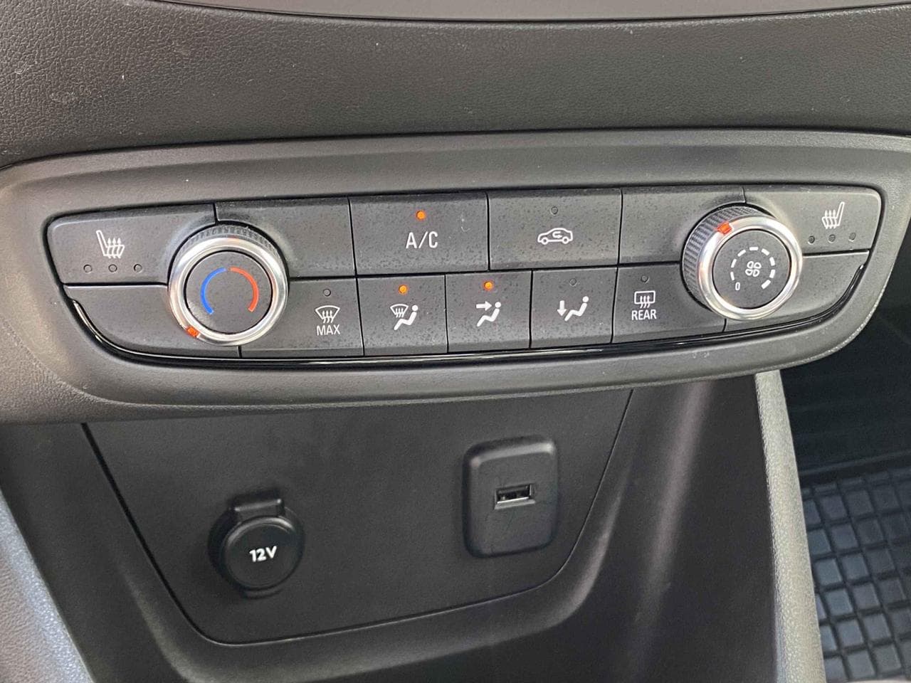 2023 Opel CROSSLAND - 25