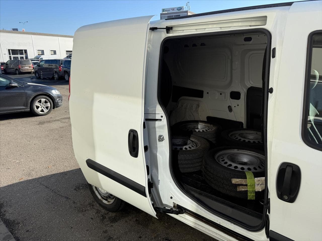 2014 Opel Combo - 11