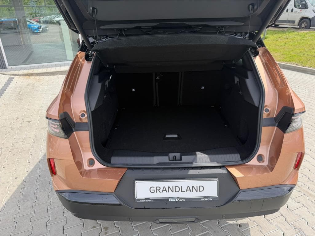 2026 Opel GRANDLAND - 21