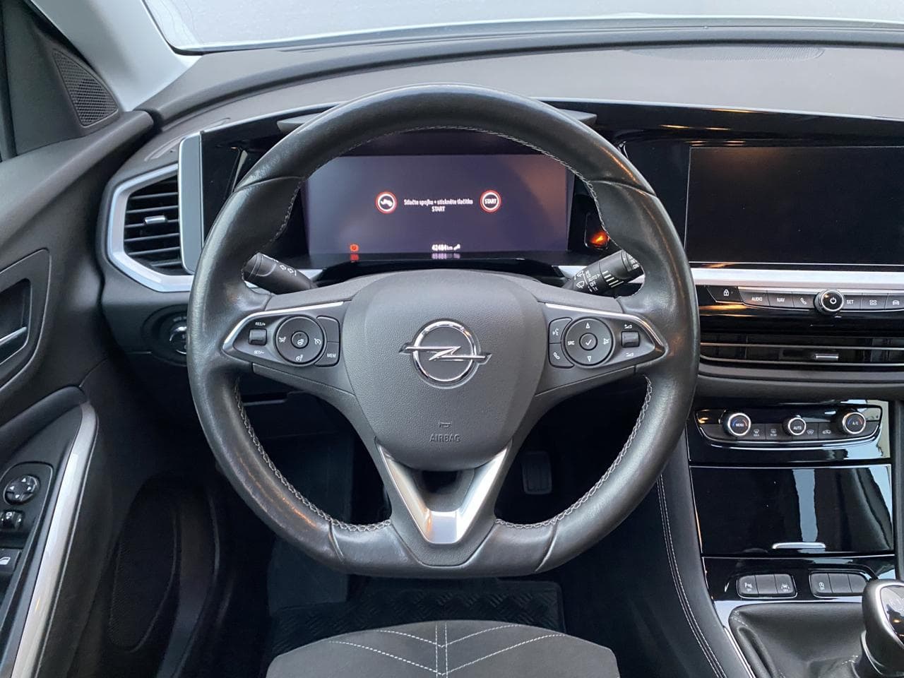 2023 Opel GRANDLAND - 11