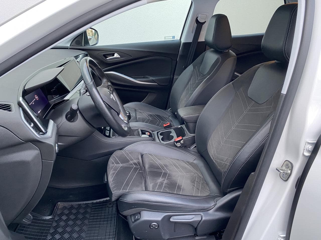 2023 Opel GRANDLAND - 9