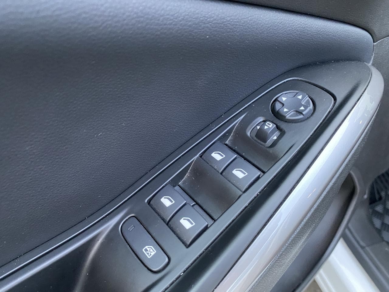 2023 Opel GRANDLAND - 13
