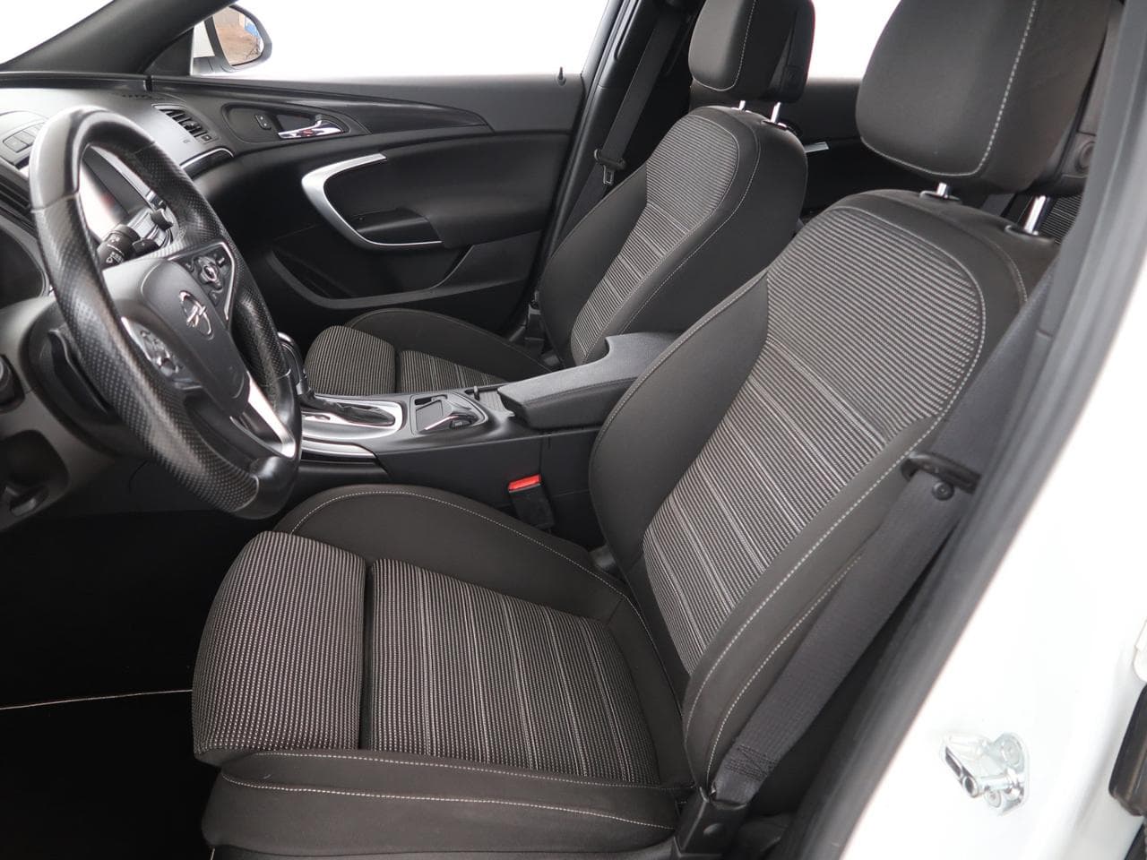 2015 Opel Insignia - 16