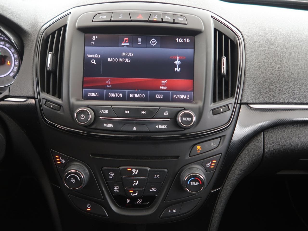 2015 Opel Insignia - 18