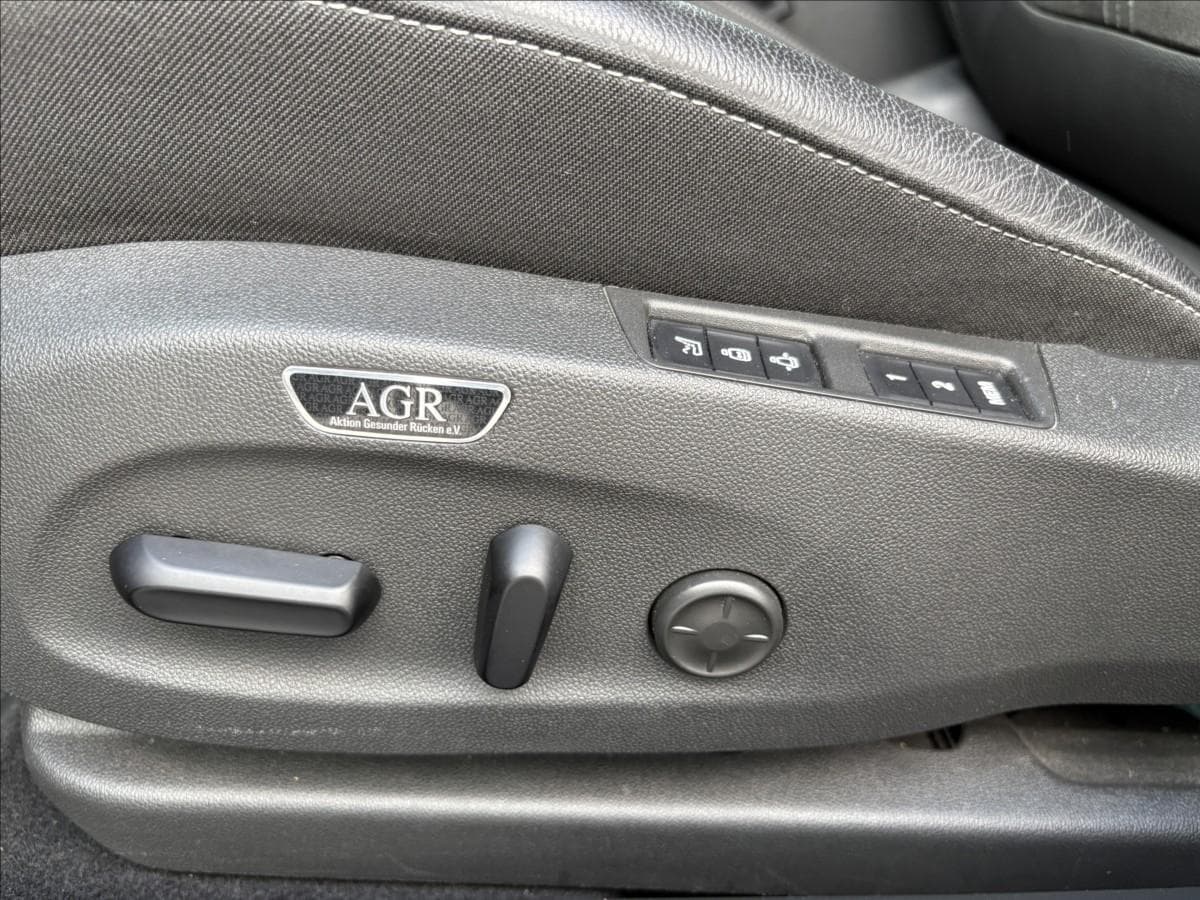 2021 Opel Insignia - 20