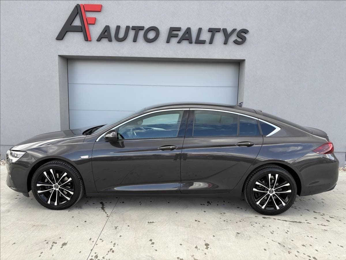 2021 Opel Insignia - 3