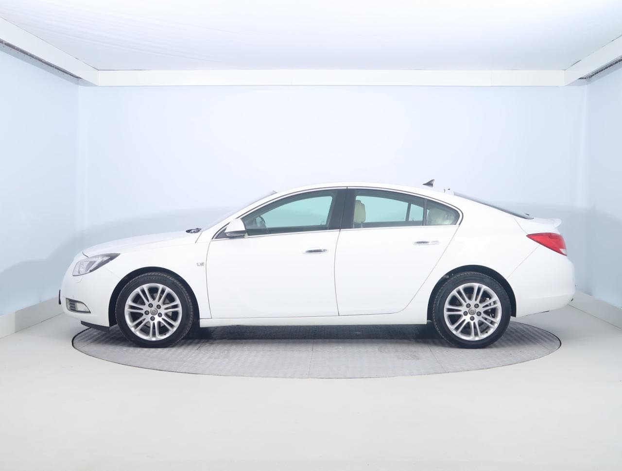 2011 Opel INSIGNIA - 4