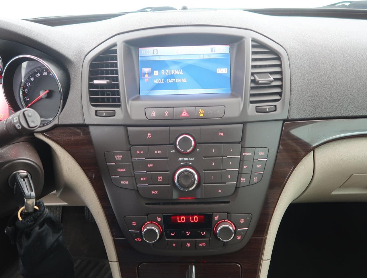 2011 Opel INSIGNIA - 18