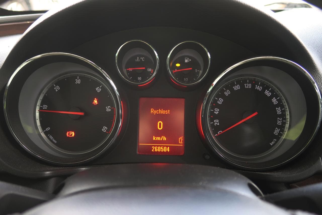 2010 Opel INSIGNIA - 27