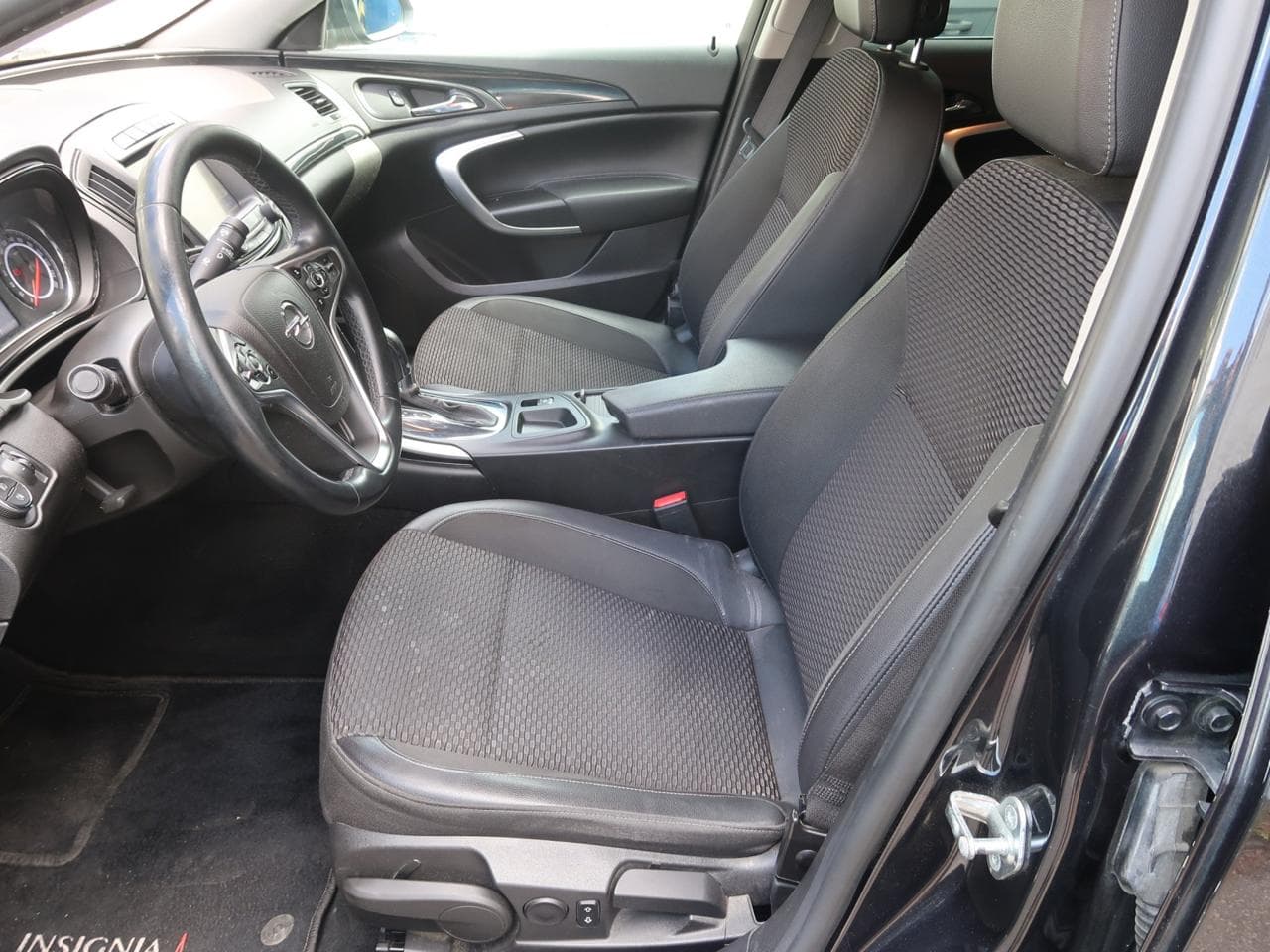 2015 Opel INSIGNIA - 16