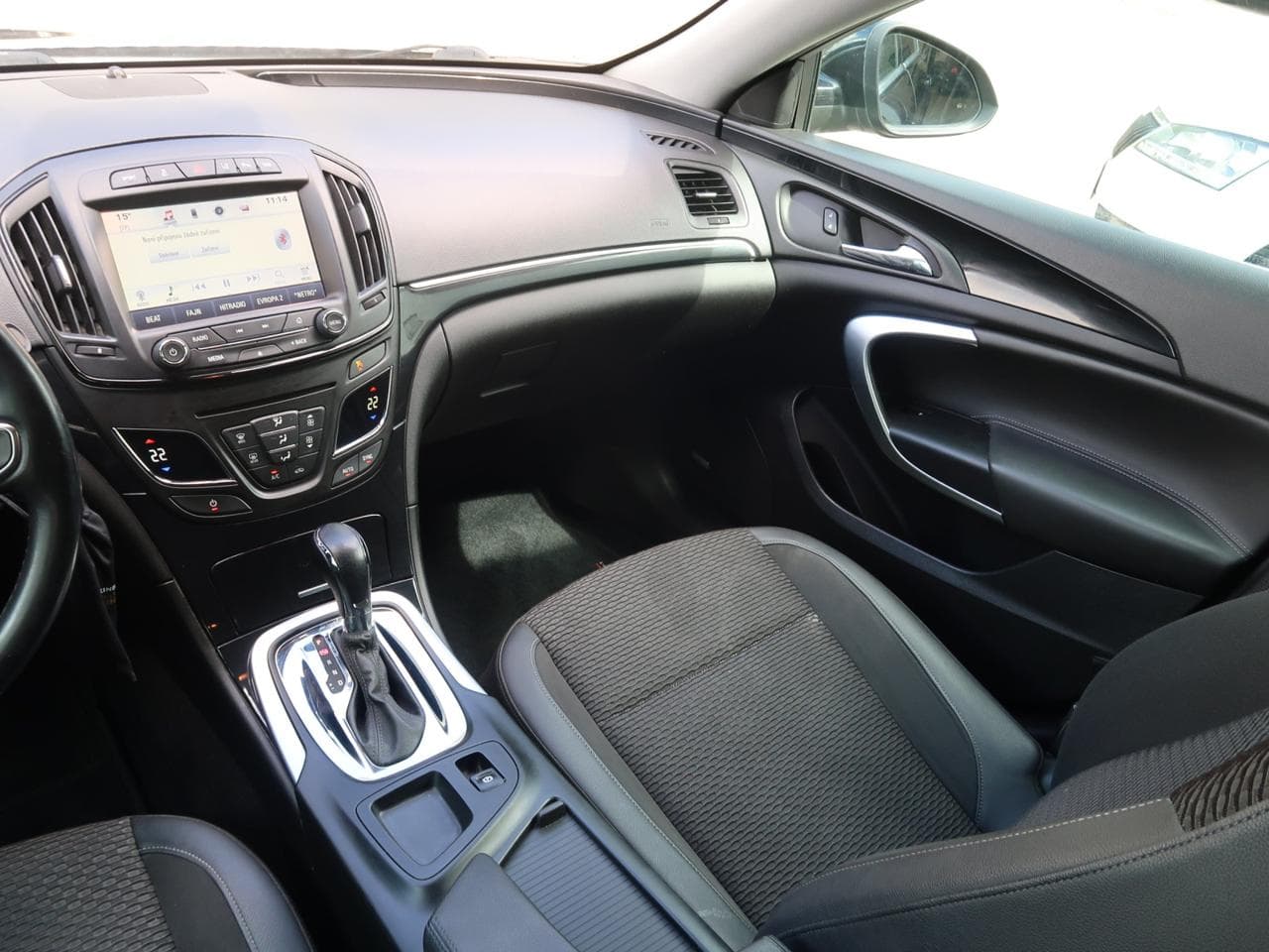 2015 Opel INSIGNIA - 11