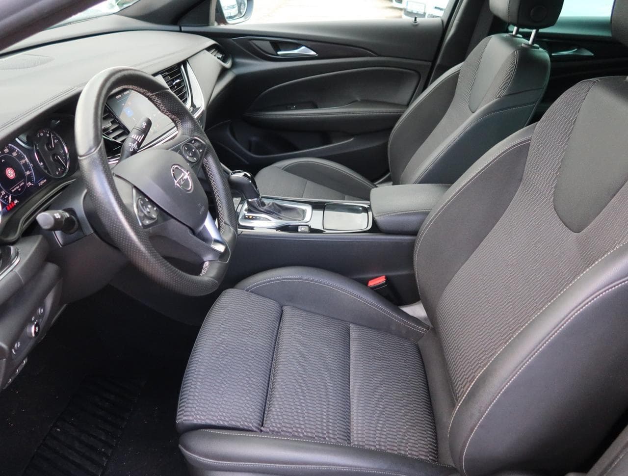 2020 Opel INSIGNIA - 16
