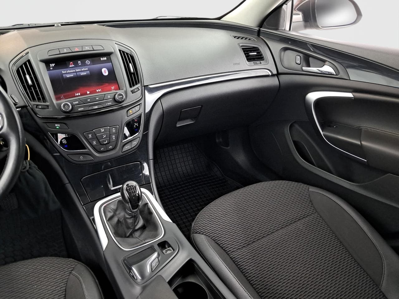 2013 Opel INSIGNIA - 11