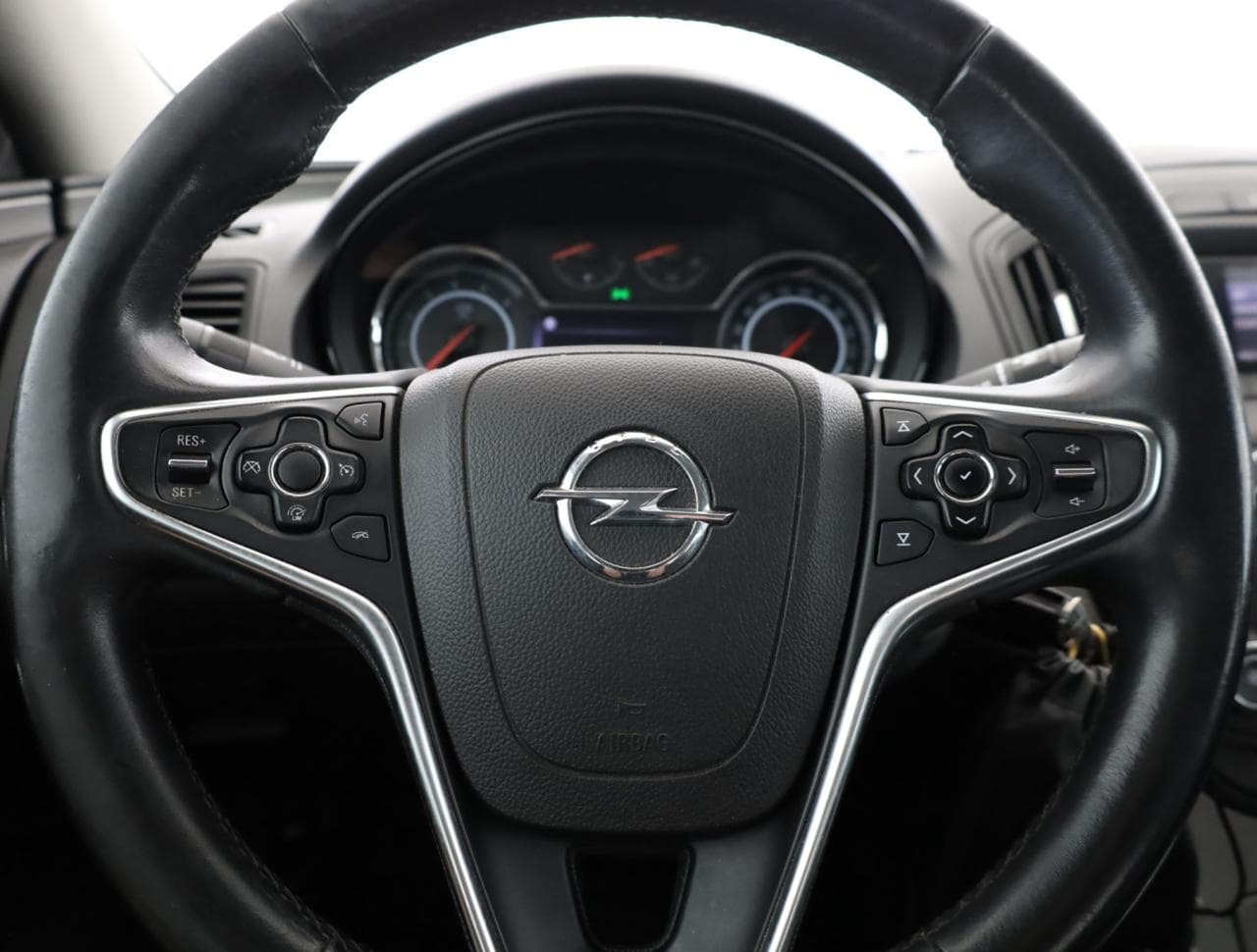 2016 Opel INSIGNIA - 14