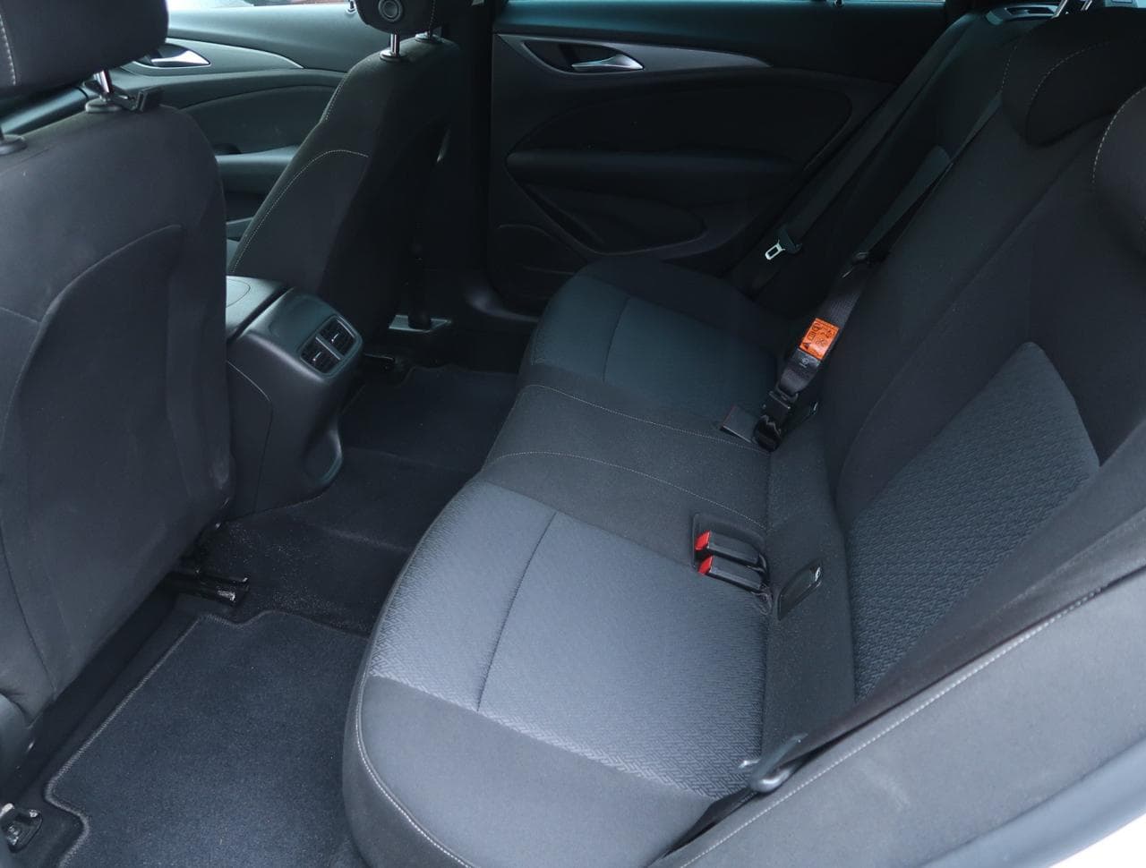 2019 Opel INSIGNIA - 15