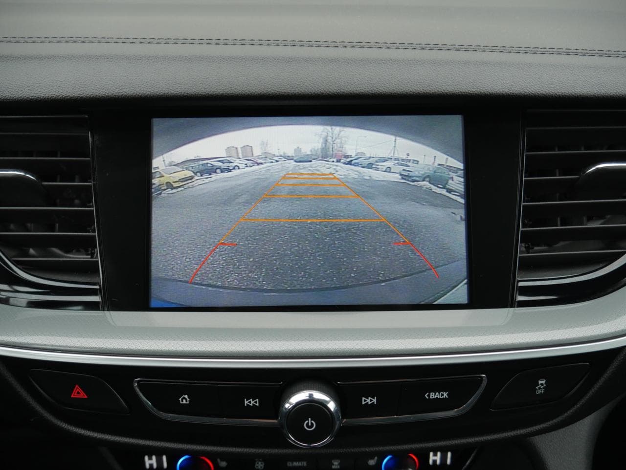 2017 Opel Insignia - 19