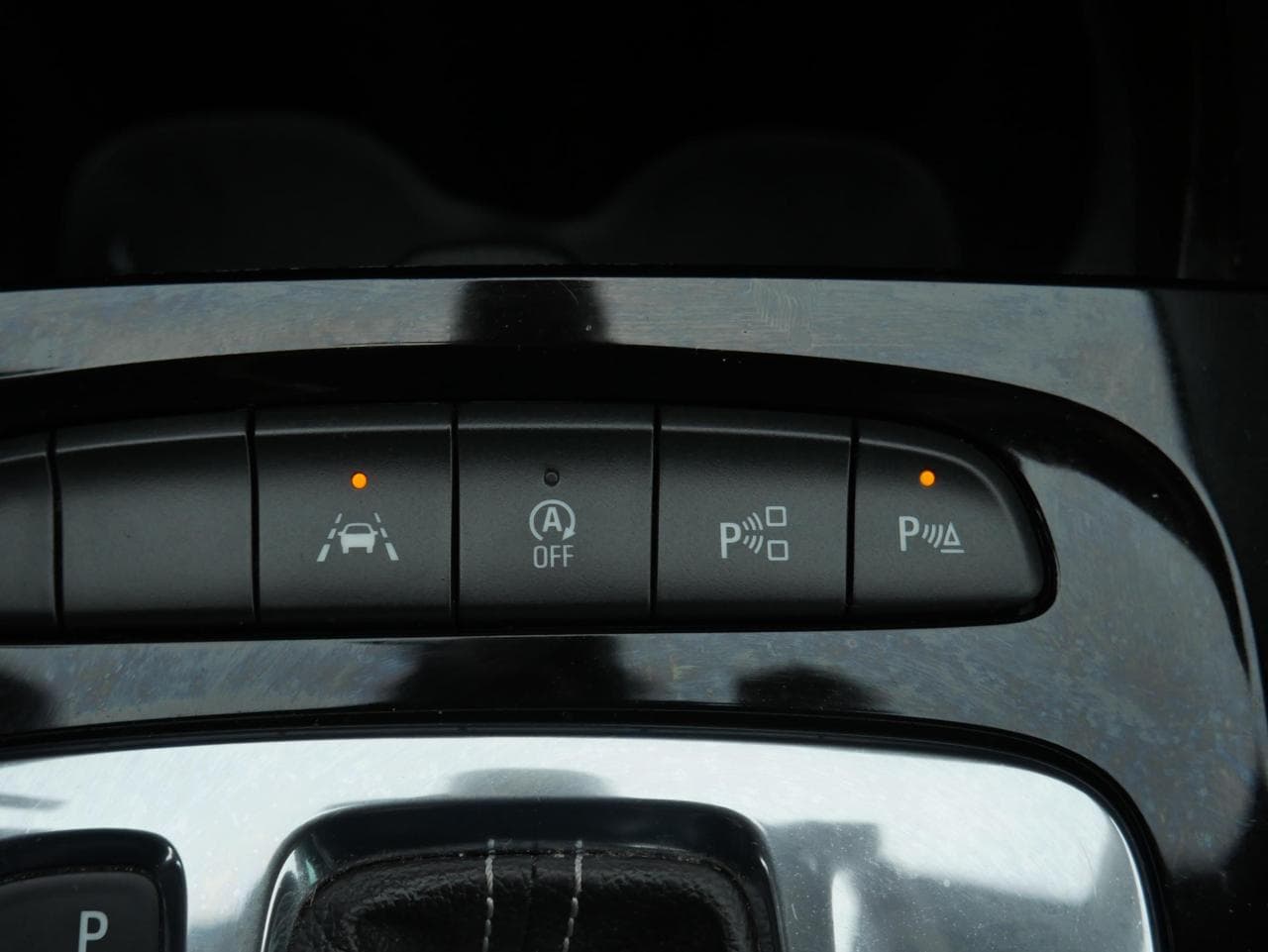 2017 Opel Insignia - 16