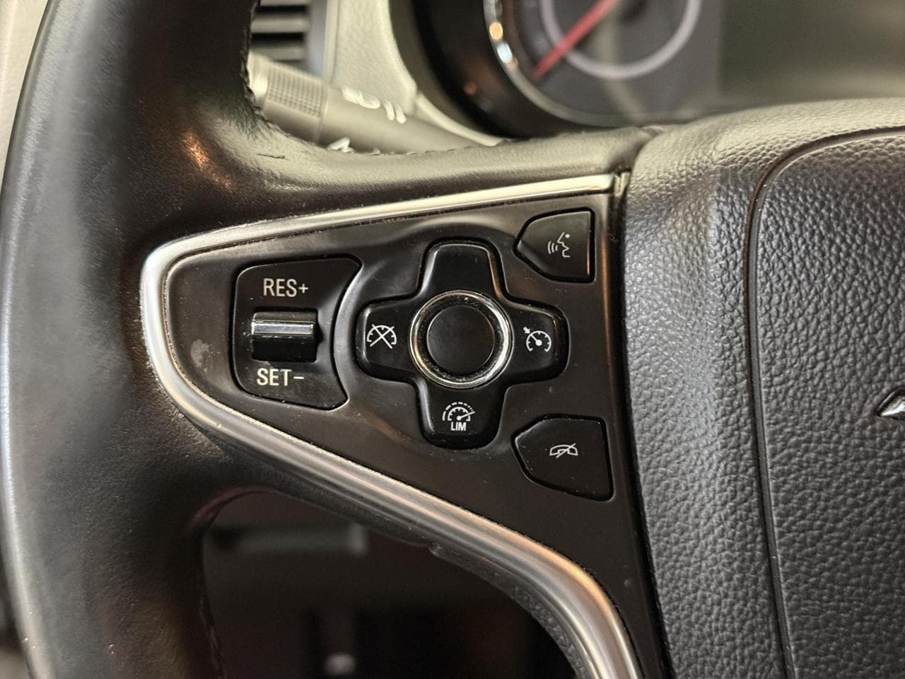 2014 Opel INSIGNIA - 12