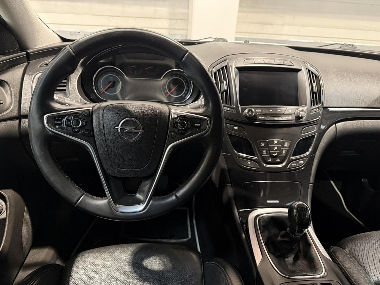 2014 Opel INSIGNIA - 11