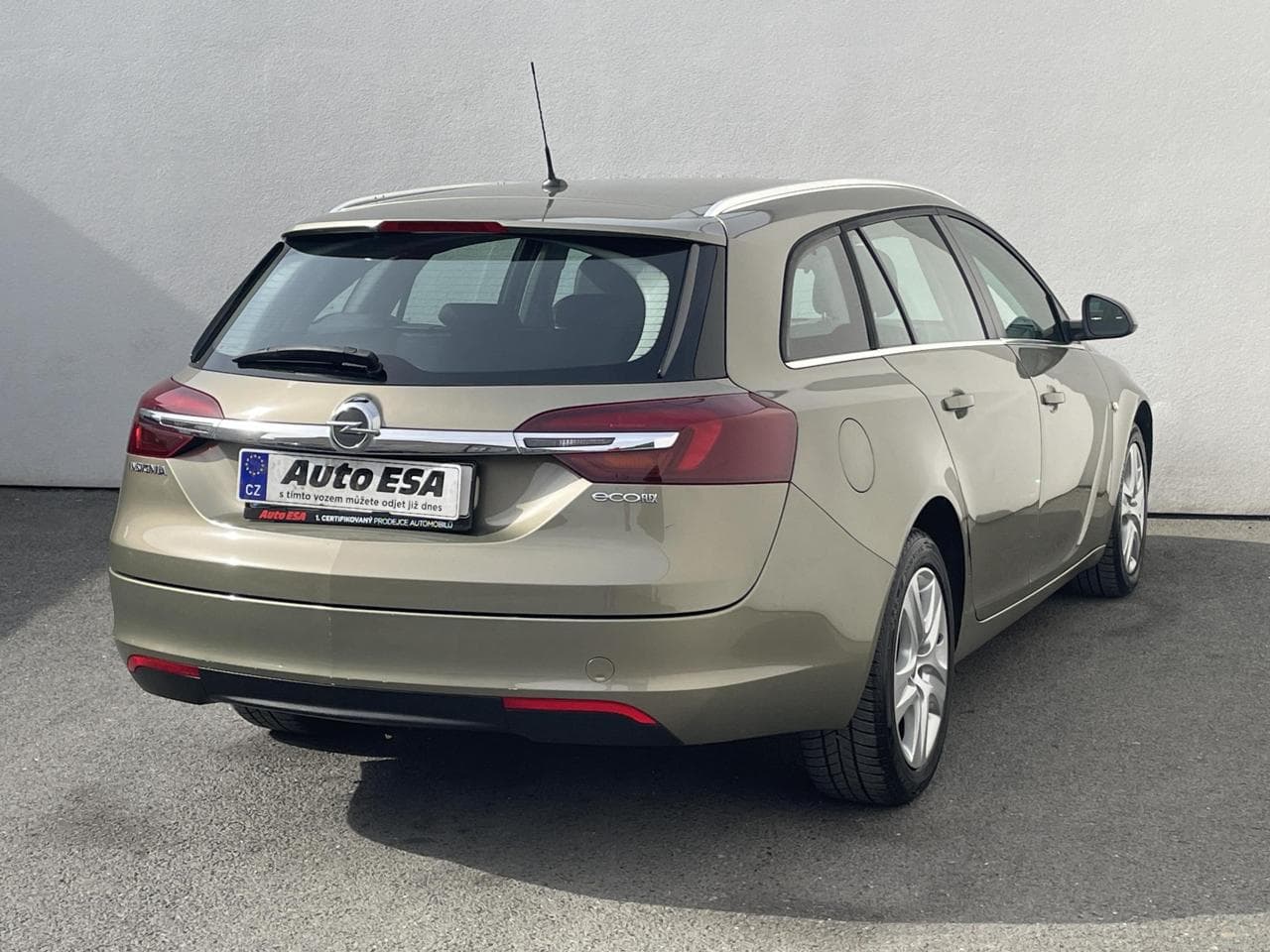 2015 Opel Insignia - 4