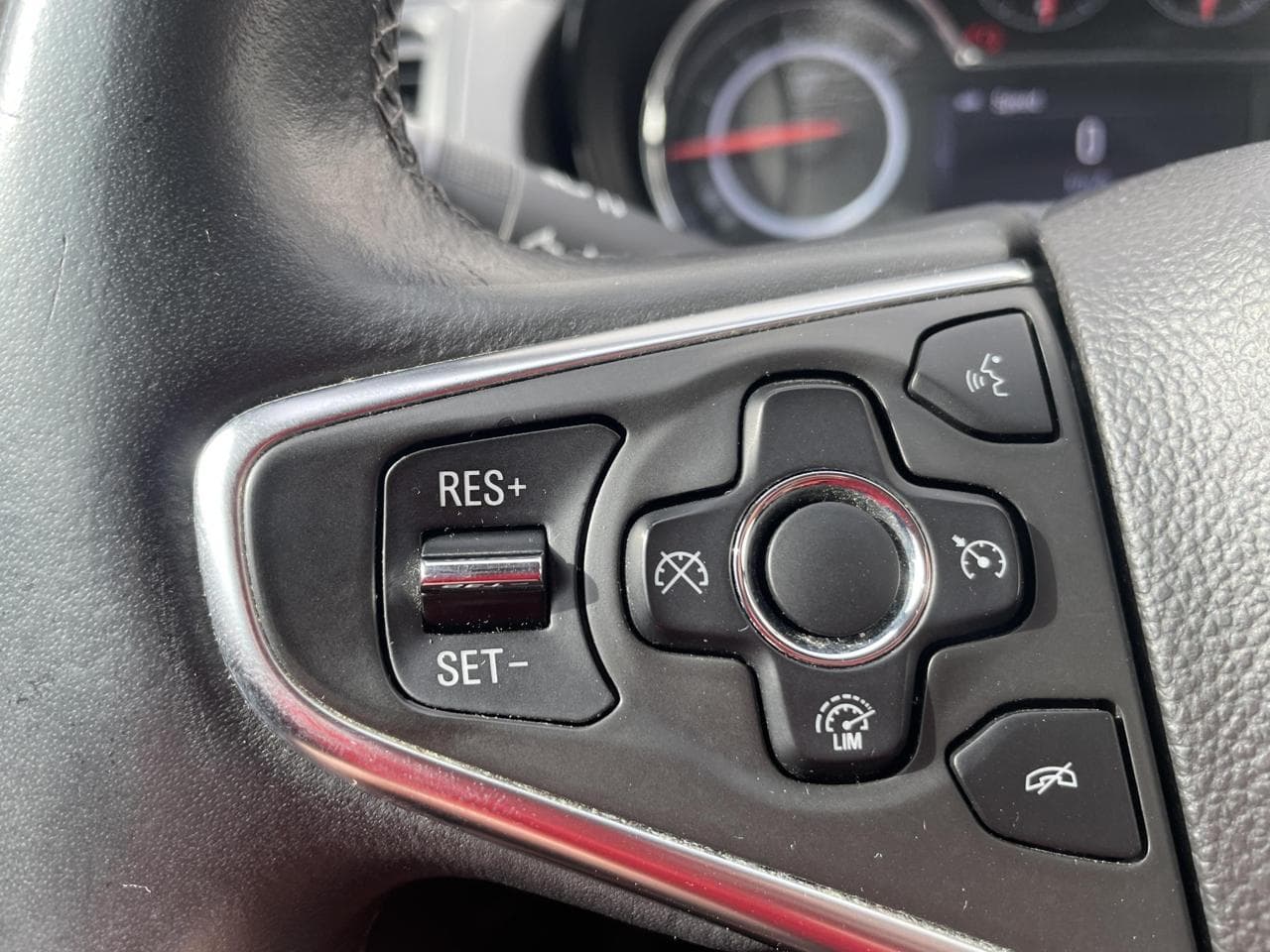 2015 Opel Insignia - 16