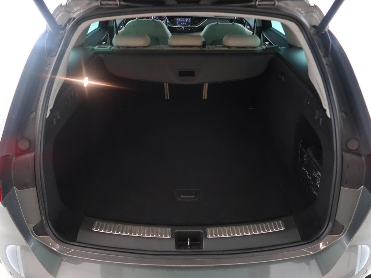 2019 Opel Insignia - 20