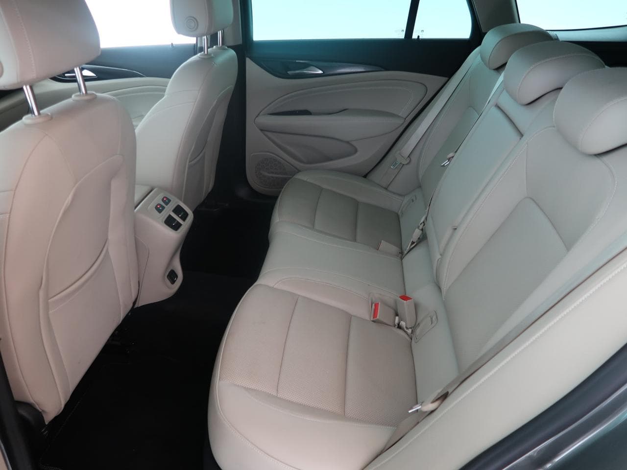 2019 Opel Insignia - 15