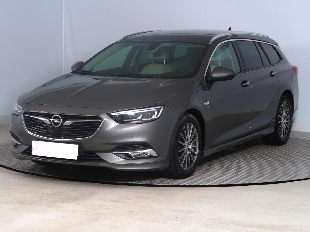 2019 Opel Insignia - 3