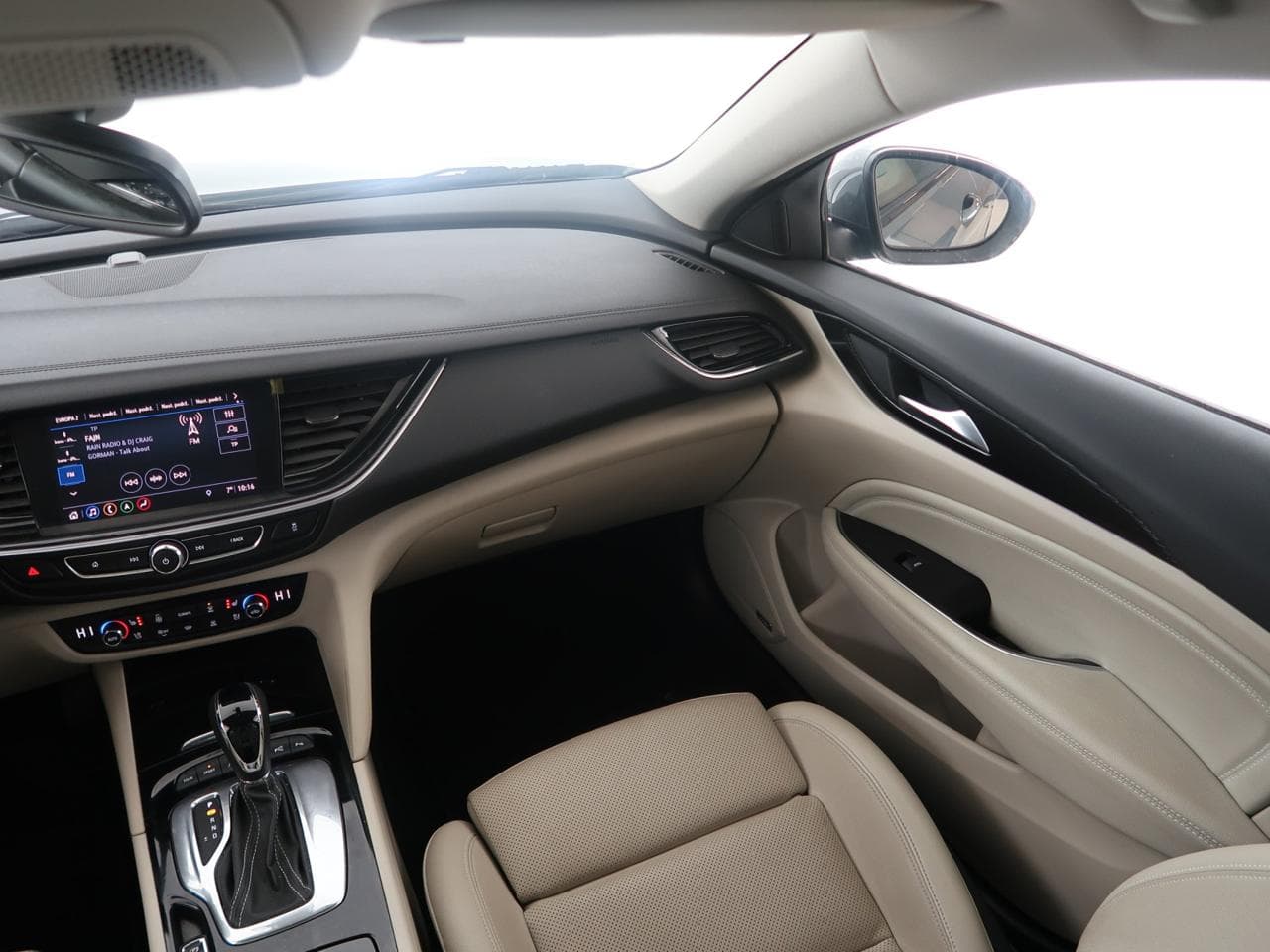 2019 Opel Insignia - 11