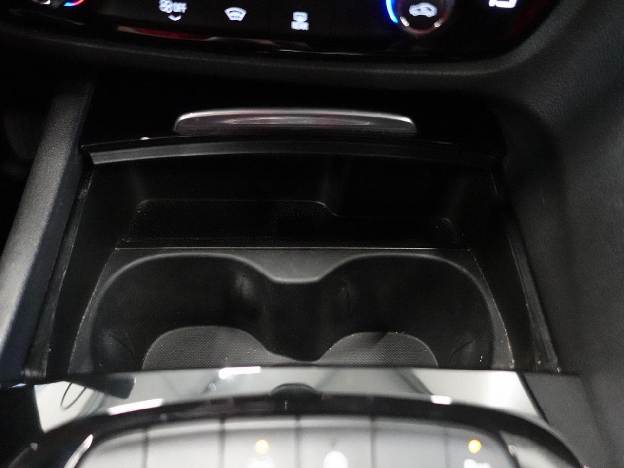 2019 Opel Insignia - 19