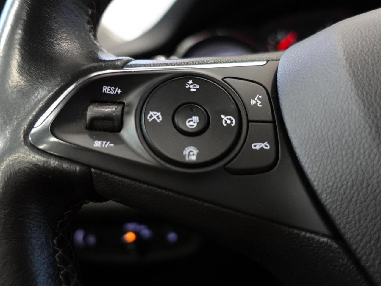 2019 Opel Insignia - 15