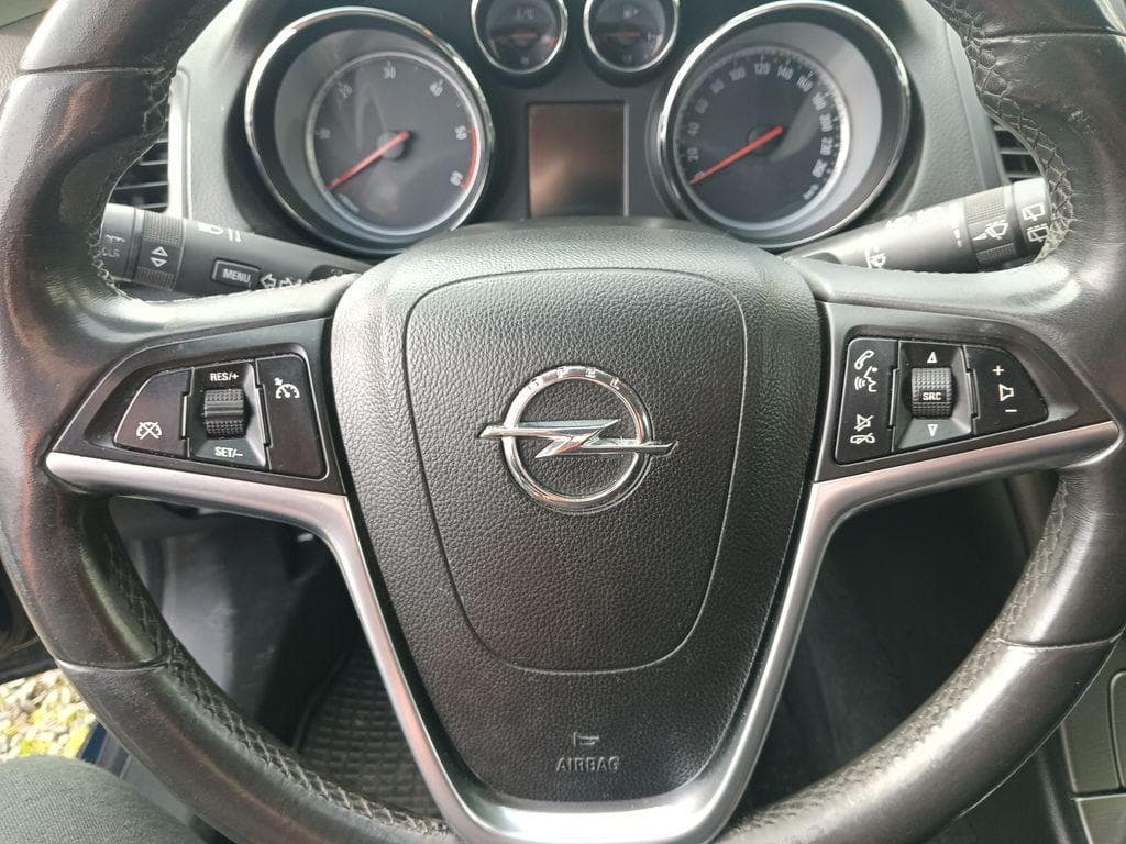 2012 Opel Insignia - 14