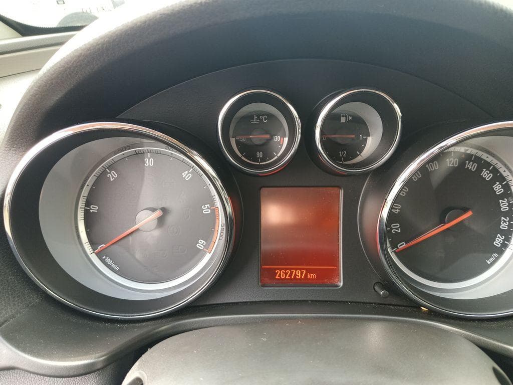 2012 Opel Insignia - 13