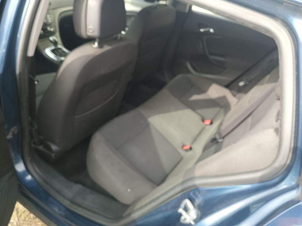 2012 Opel Insignia - 18