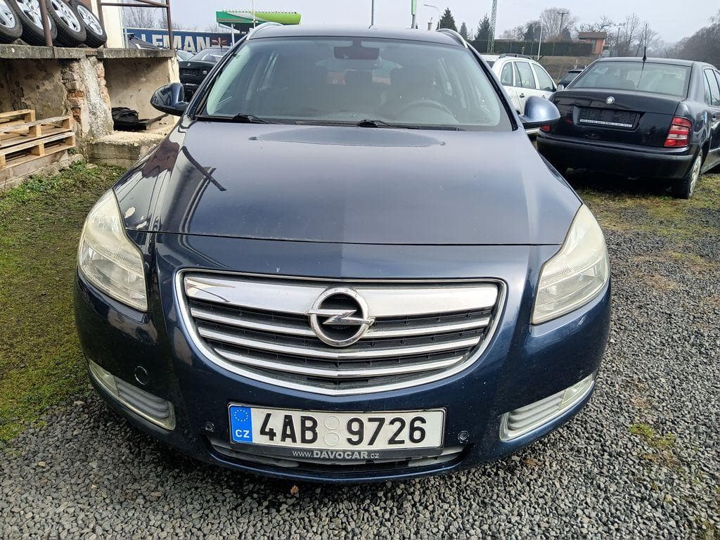 2012 Opel Insignia - 8