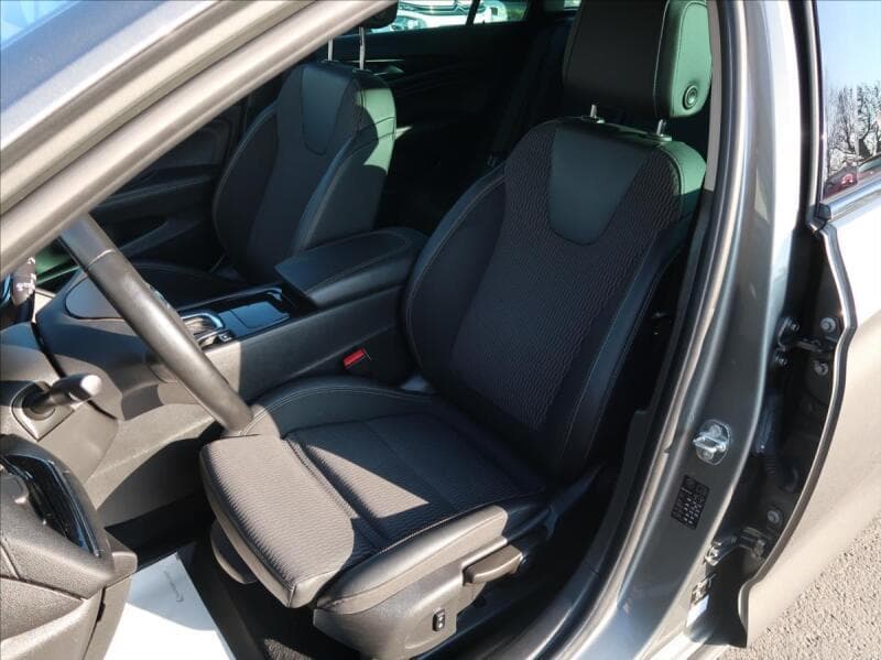 2018 Opel Insignia - 10