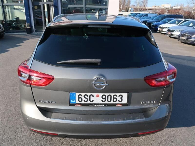 2018 Opel Insignia - 8