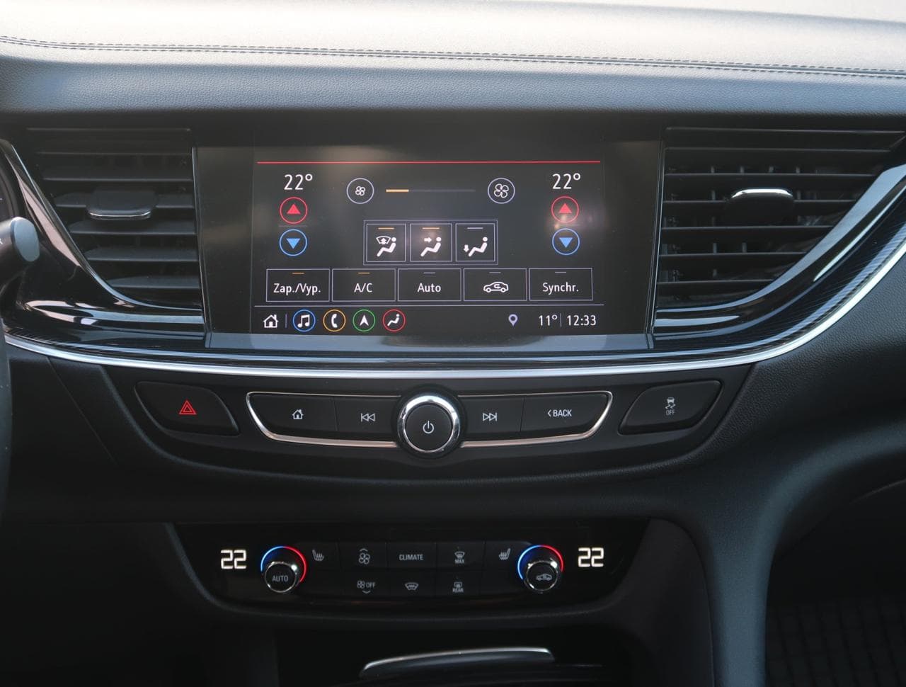 2019 Opel Insignia - 18