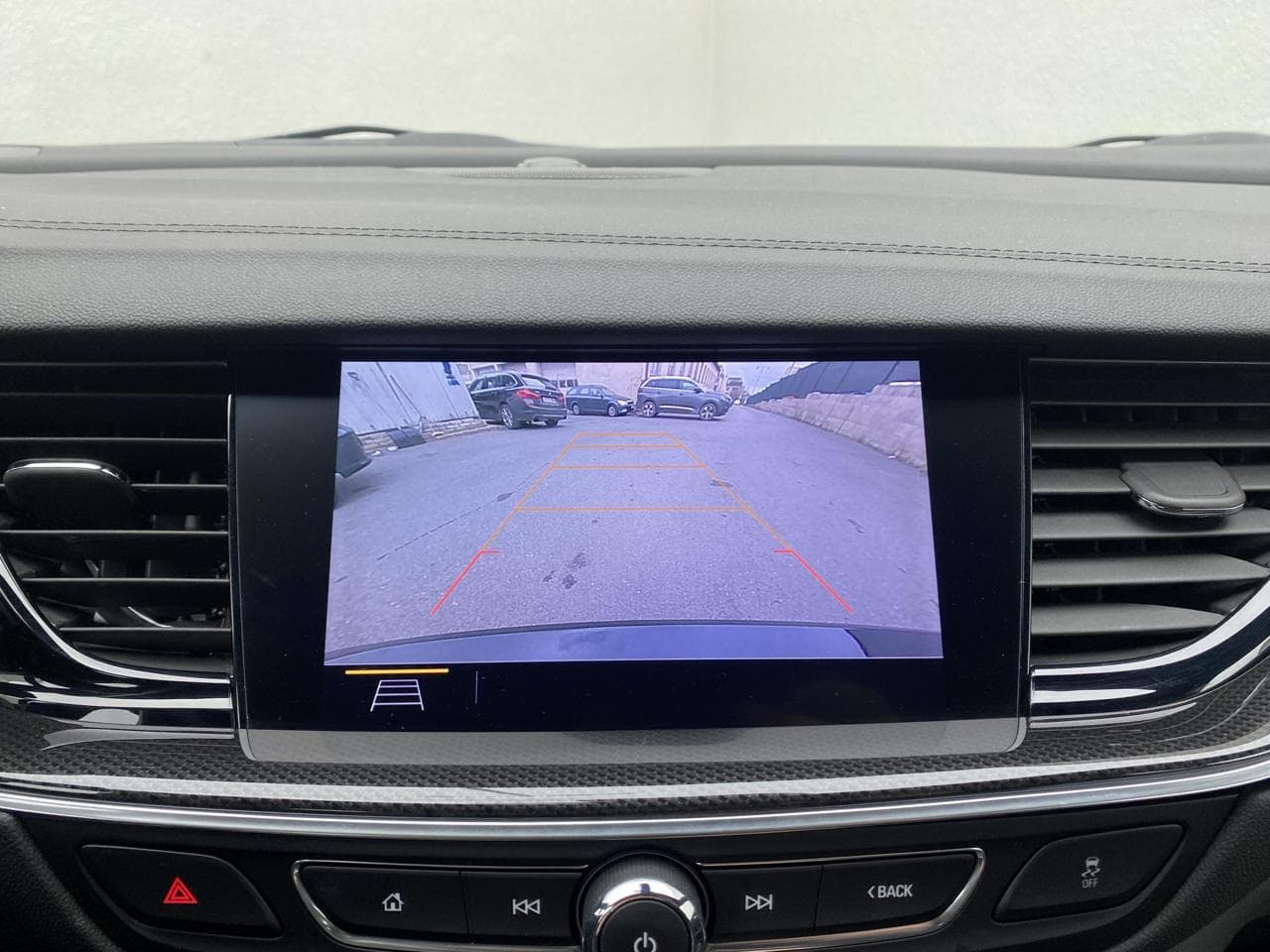 2021 Opel INSIGNIA - 18