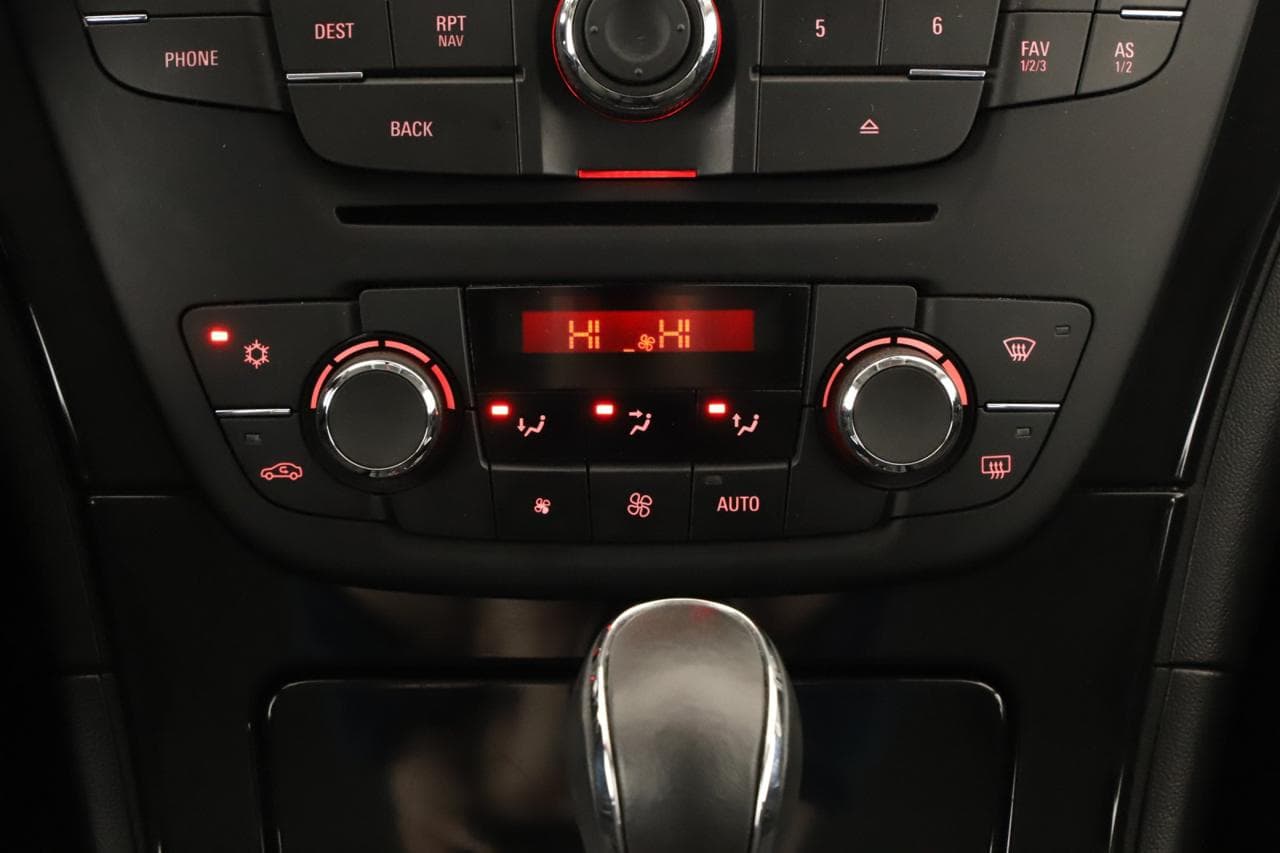 2009 Opel Insignia - 18