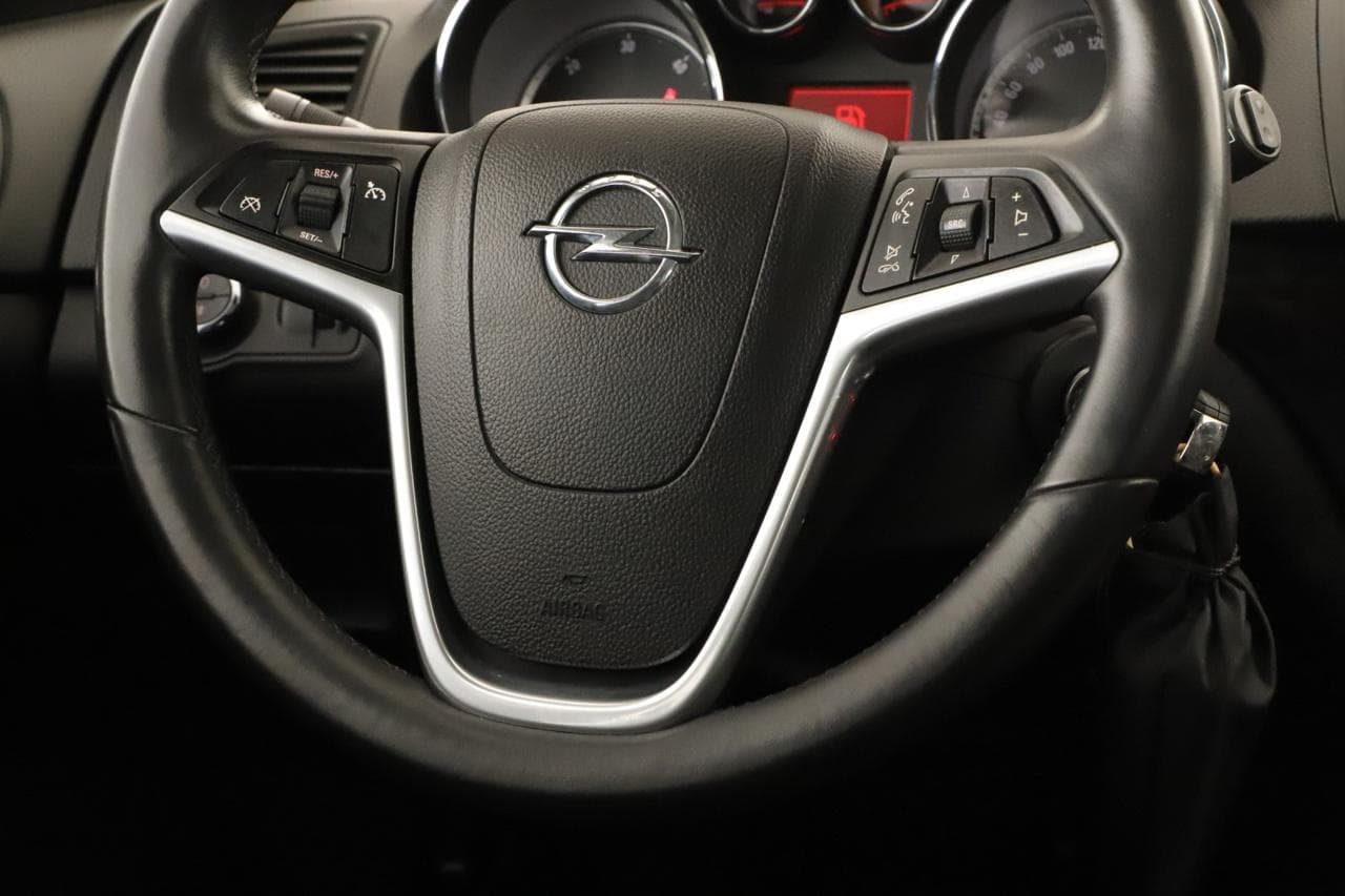 2009 Opel Insignia - 14